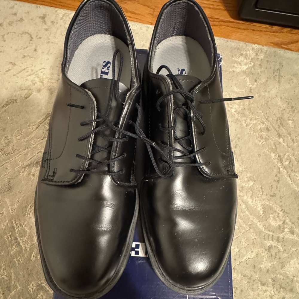 Bates Black Leather Oxfords